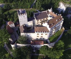 Schloss-bruneck-2